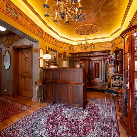 Хотел Bey House Royal 5*
