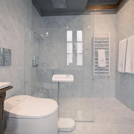 Bey House Royal 大特尔诺沃