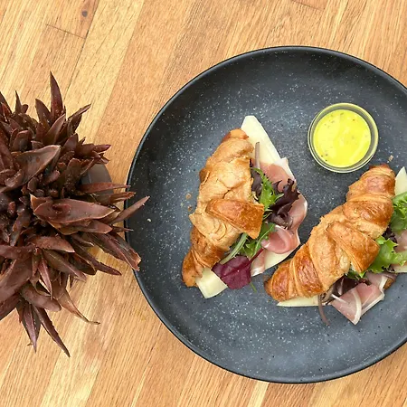 Bey House Royal 5* 大特尔诺沃