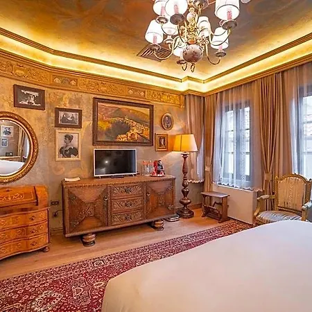 Bey House Royal Hotel